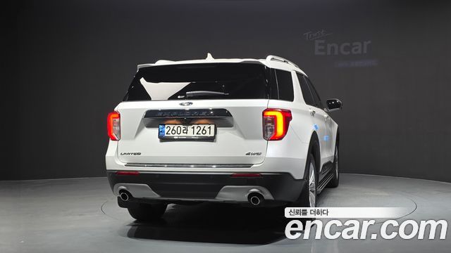 Ford Explorer (VI) 2.3 LimIted 4WD 2021 — фото 4