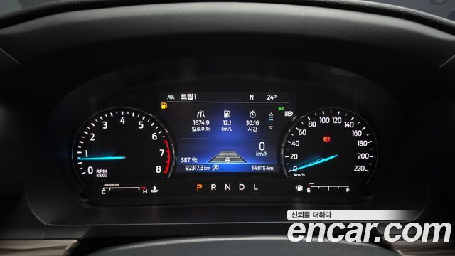 Ford Explorer (VI) 2.3 LimIted 4WD 2021 — фото 8