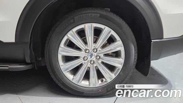 Ford Explorer (VI) 2.3 LimIted 4WD 2021 — фото 21
