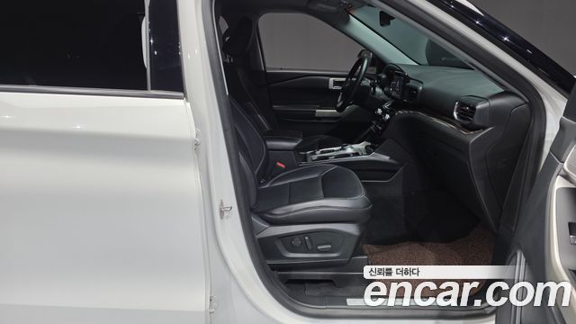 Ford Explorer (VI) 2.3 LimIted 4WD 2021 — фото 26