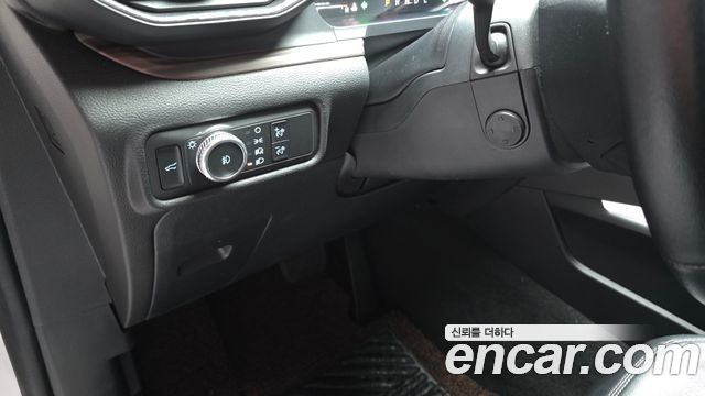 Ford Explorer (VI) 2.3 LimIted 4WD 2021 — фото 27