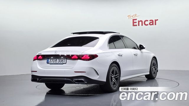 Mercedes-Benz E-Class (W214) E200 AMG Line 2026 — фото 2