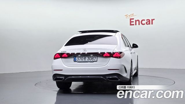 Mercedes-Benz E-Class (W214) E200 AMG Line 2026 — фото 4