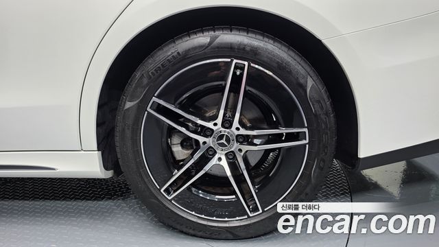 Mercedes-Benz E-Class (W214) E200 AMG Line 2026 — фото 27