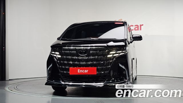 Toyota Alphard (IV) 2.5 HEV Executive AWD 2024 — фото 3