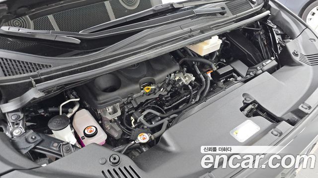 Toyota Alphard (IV) 2.5 HEV Executive AWD 2024 — фото 6