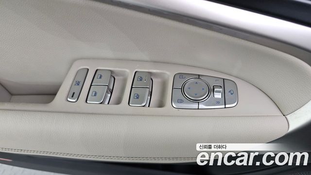 Genesis G70 2.0T Advanced 2019 — фото 20