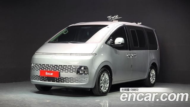 Hyundai Staria HEV 1.6 Cargo 5-Seater Modern 2025 — фото 1