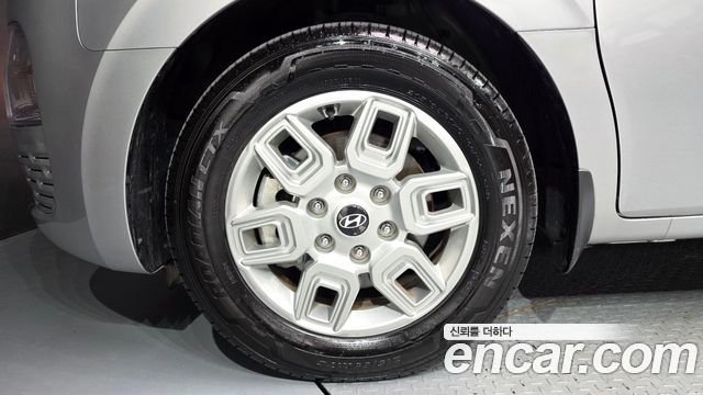 Hyundai Staria HEV 1.6 Cargo 5-Seater Modern 2025 — фото 5