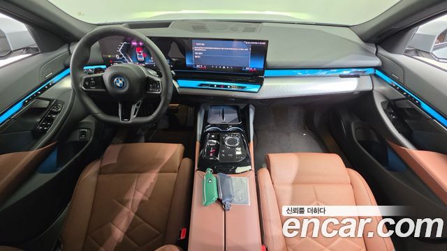 BMW 5 Series (G60) 530e M Sport 2025 — фото 7