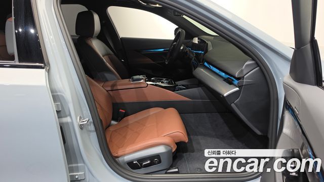 BMW 5 Series (G60) 530e M Sport 2025 — фото 11
