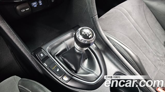Hyundai Veloster (JS) 2.0 N 2019 — фото 9