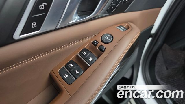 BMW X5 (G05) xDrive 40i xLine 2022 — фото 28