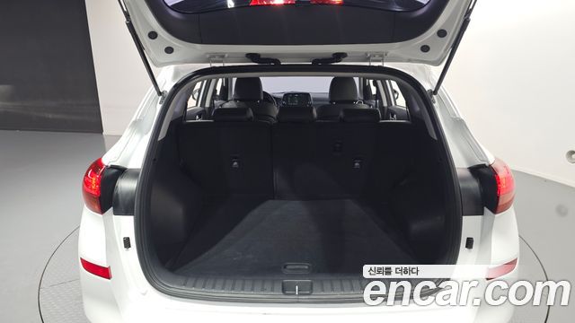 Hyundai Tucson Diesel 2.0 2WD Modern 2019 — фото 13