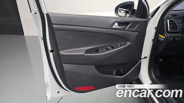 Hyundai Tucson Diesel 2.0 2WD Modern 2019 — фото 24