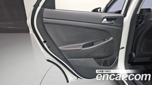 Hyundai Tucson Diesel 2.0 2WD Modern 2019 — фото 25