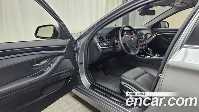 BMW 5 Series (F10) 520d 2014 — фото 10