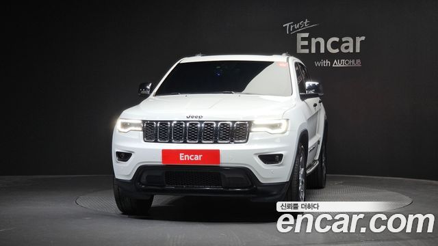 Jeep Grand Cherokee 3.6 Limited WK2 2019 — фото 3