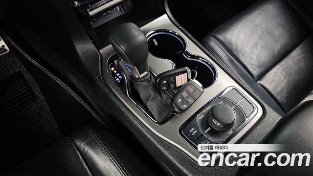 Jeep Grand Cherokee 3.6 Limited WK2 2019 — фото 9
