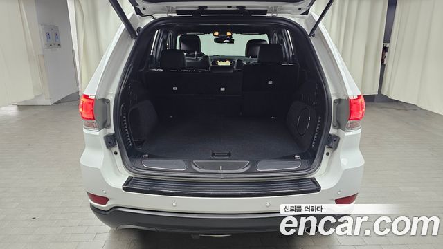 Jeep Grand Cherokee 3.6 Limited WK2 2019 — фото 16