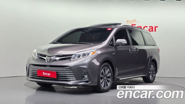 Toyota Sienna 3.5 AWD 2018 — фото 1