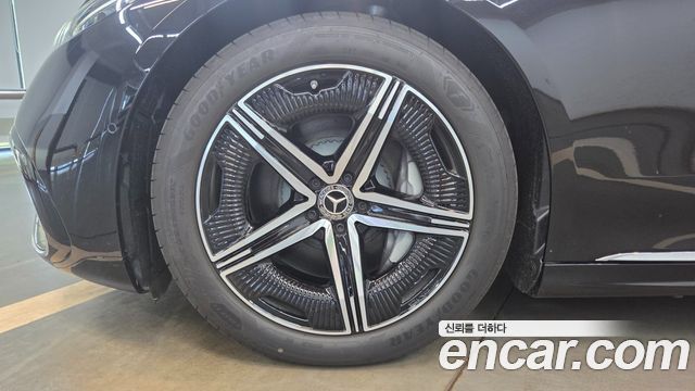 Mercedes-Benz EQS (V297) EQS350 2025 — фото 5