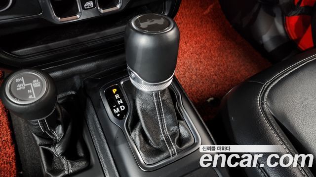 Jeep Wrangler (JL) 2.0 Overland 4Door 2021 — фото 9