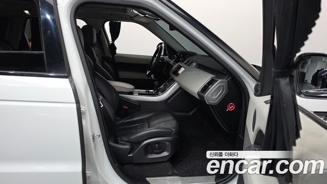 Land Rover Range Rover Sport (II) 3.0 SDV6 HSE 2016 — фото 11