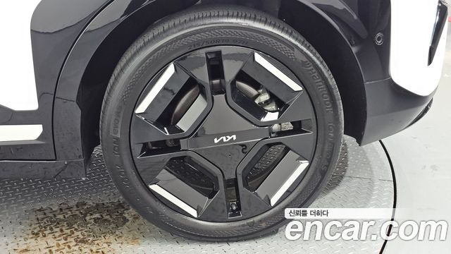 Kia EV3 Long Range 2WD GT Line 2025 — фото 21