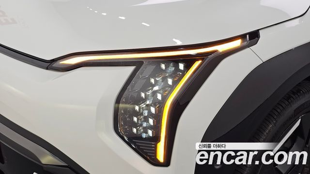 Kia EV3 Long Range 2WD GT Line 2025 — фото 22