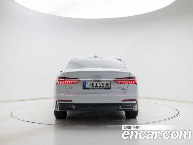 Audi A6 (C8) 45 TFSI Quattro Premium 2022 — фото 4