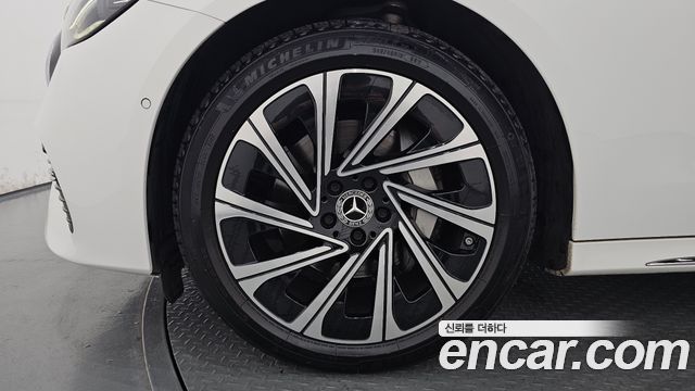 Mercedes-Benz E-Class (W214) E300 4MATIC Exclusive 2024 — фото 5