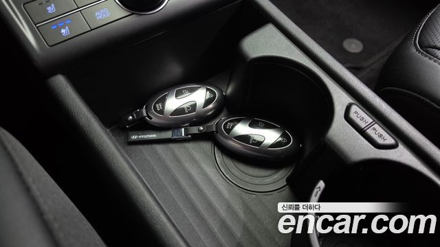 Hyundai Kona (SX2) Gasoline 1.6 Turbo 2WD Premium 2023 — фото 16