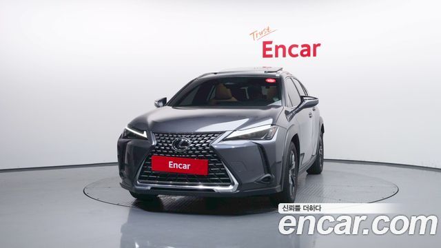 Lexus UX300h 2.0 2WD 2026 — фото 3