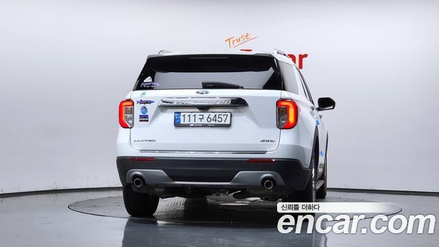 Ford Explorer (VI) 2.3 LimIted 4WD 2022 — фото 4