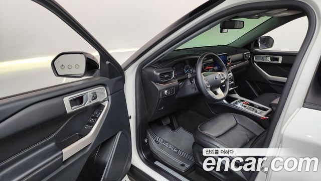 Ford Explorer (VI) 2.3 LimIted 4WD 2022 — фото 10