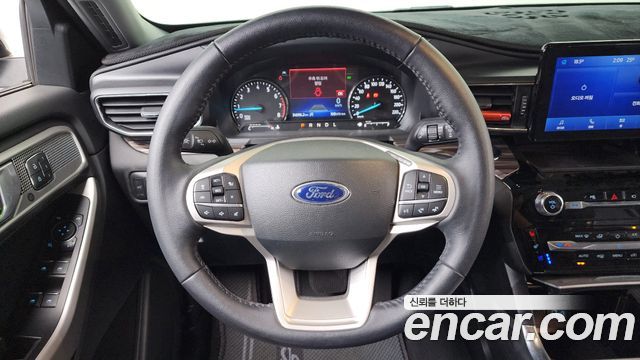 Ford Explorer (VI) 2.3 LimIted 4WD 2022 — фото 13