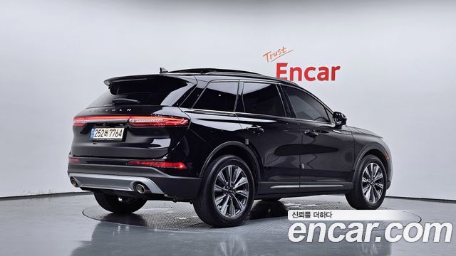 Lincoln Corsair 2.0 Reserve AWD 2021 — фото 2