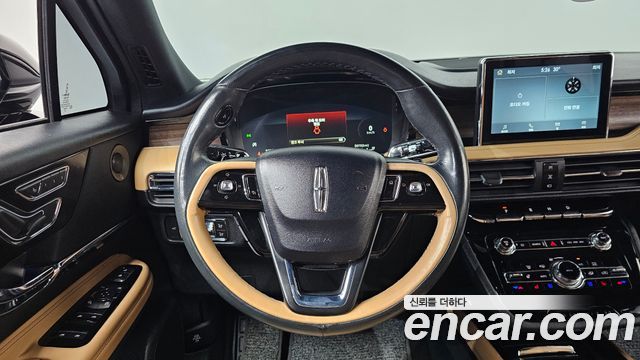 Lincoln Corsair 2.0 Reserve AWD 2021 — фото 12