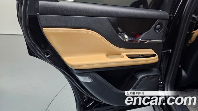 Lincoln Corsair 2.0 Reserve AWD 2021 — фото 25