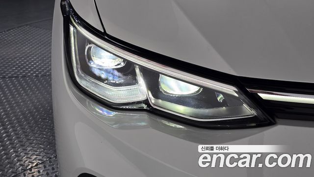 Volkswagen Golf (VIII) 2.0 TDI Prestige 2024 — фото 22