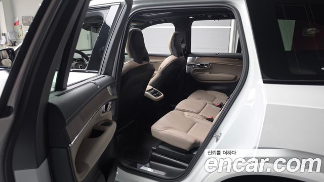 Volvo XC90 (II) B6 Ultra Dark 2026 — фото 11