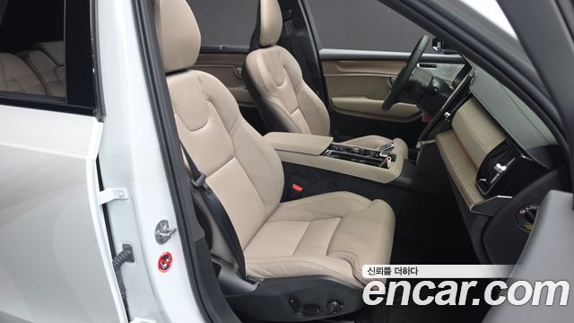 Volvo XC90 (II) B6 Ultra Dark 2026 — фото 26