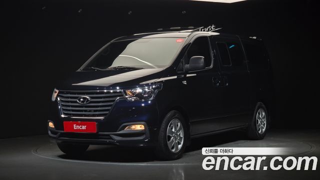 Hyundai Grand Starex Wagon 12-Seater Modern 2019 — фото 1