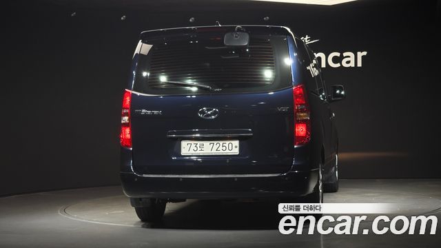 Hyundai Grand Starex Wagon 12-Seater Modern 2019 — фото 4