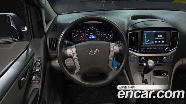 Hyundai Grand Starex Wagon 12-Seater Modern 2019 — фото 13
