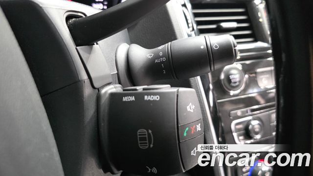 Renault Korea SM7 Nova 2.5 V6 2017 — фото 35