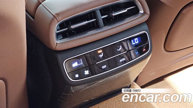 Genesis G80 (RG3) Gasoline 2.5 Turbo AWD 2024 — фото 19