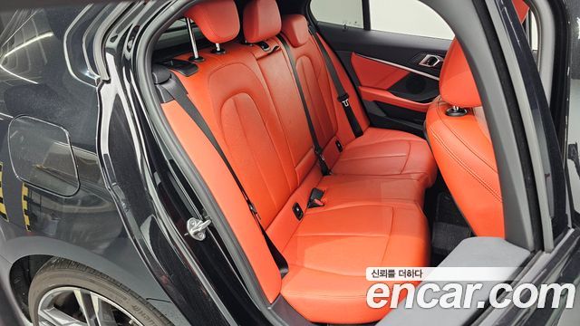 BMW 1 Series (F40) 120i M Sports 2022 — фото 11