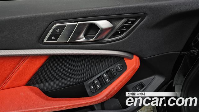 BMW 1 Series (F40) 120i M Sports 2022 — фото 16